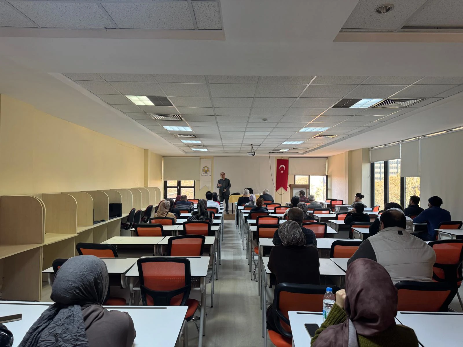 Kütüphanemizde "Kütüphanede Çalışmak" Konulu Hizmet İçi Eğitim Gerçekleştirildi